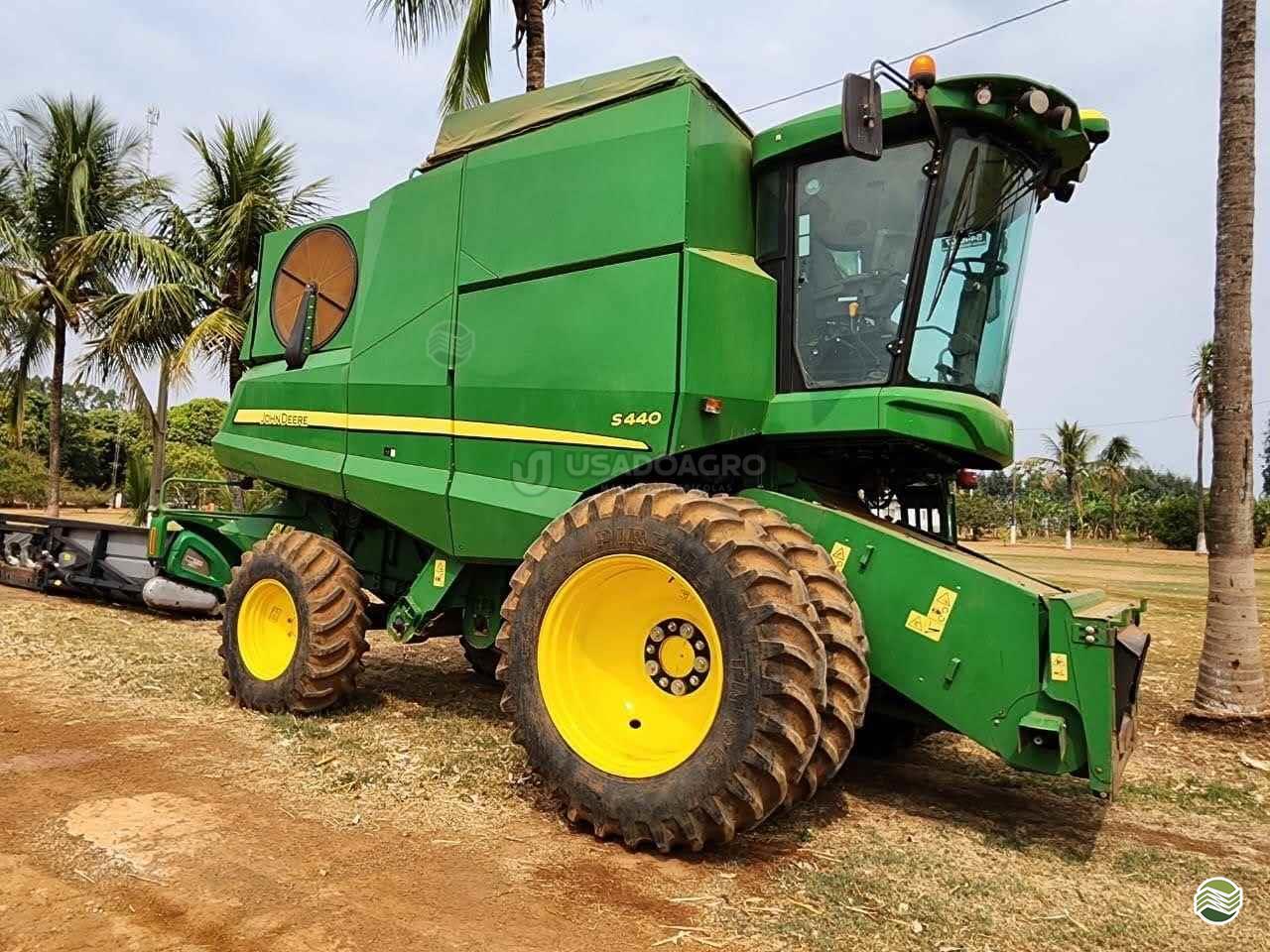 COLHEITADEIRA JOHN DEERE JOHN DEERE S440 Usado Agro Máquinas Agrícolas RONDONOPOLIS MATO GROSSO MT